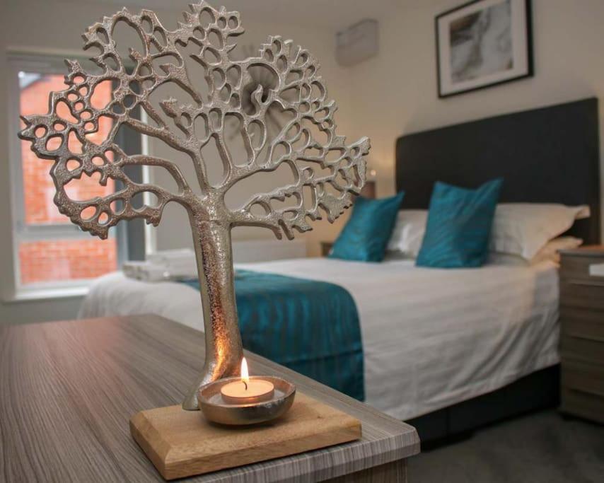 No25-Luxe Living Guest House- 2 Bed-Wifi-Free Parking-City- Beach Суонси Экстерьер фото