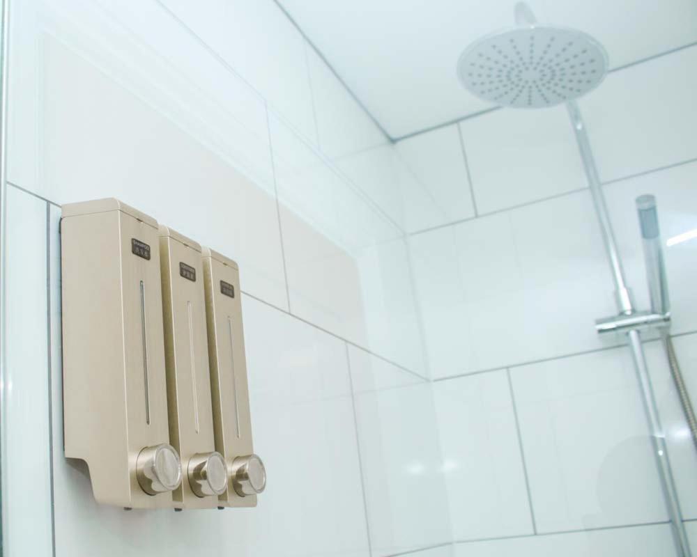 No25-Luxe Living Guest House- 2 Bed-Wifi-Free Parking-City- Beach Суонси Экстерьер фото